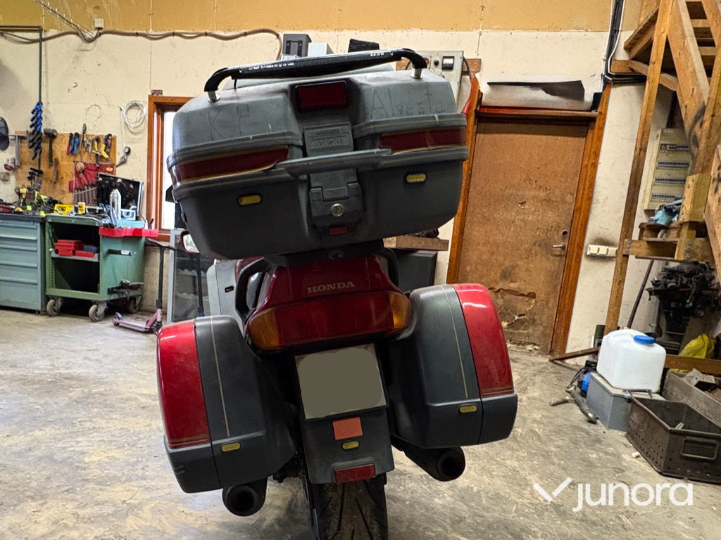 Motorcykel - Honda, ST1100 PAN EUROPEA - Motociklas: foto 4 Motorcykel - Honda, ST1100 PAN EUROPEA - Motociklas: foto 4