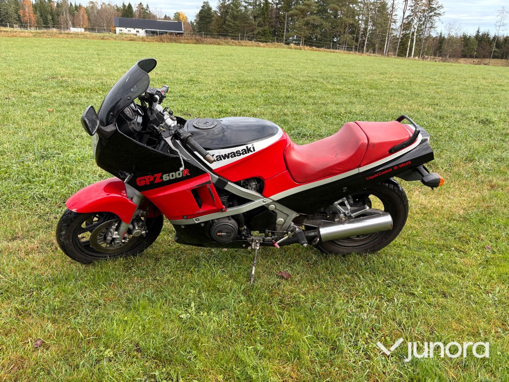 Motorcykel - Kawasaki GPZ600R - Motociklas: foto 5 Motorcykel - Kawasaki GPZ600R - Motociklas: foto 5