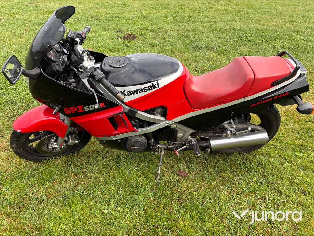 Motorcykel - Kawasaki GPZ600R - Motociklas: foto 1 Motorcykel - Kawasaki GPZ600R - Motociklas: foto 1