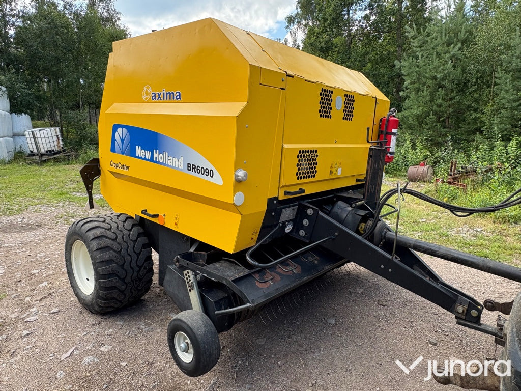 Rundbalspress New Holland BR6090 - Ruloninis presas: foto 5 Rundbalspress New Holland BR6090 - Ruloninis presas: foto 5