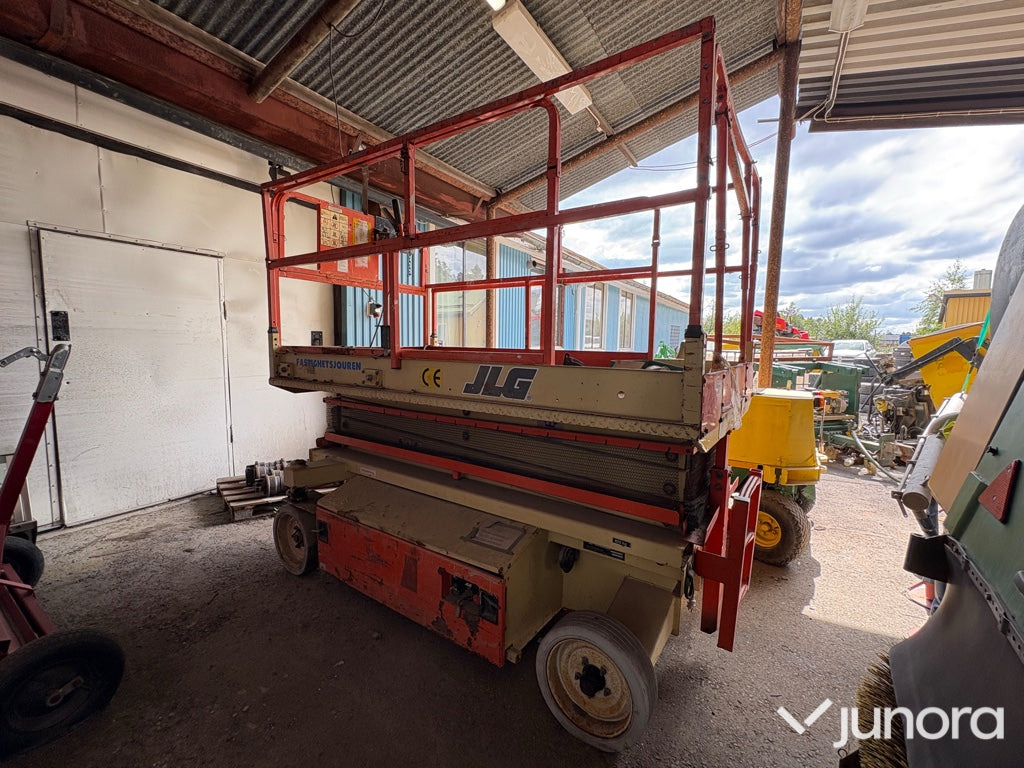 Saxlift JLG Industries 2658E - Žirklinis keltuvas: foto 1 Saxlift JLG Industries 2658E - Žirklinis keltuvas: foto 1