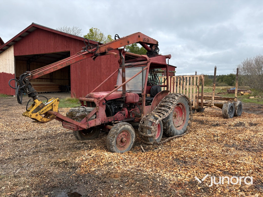 Miško traktorius Skogstraktor ÖSA-48 ”Volvo BM 400 Buster”: foto 1