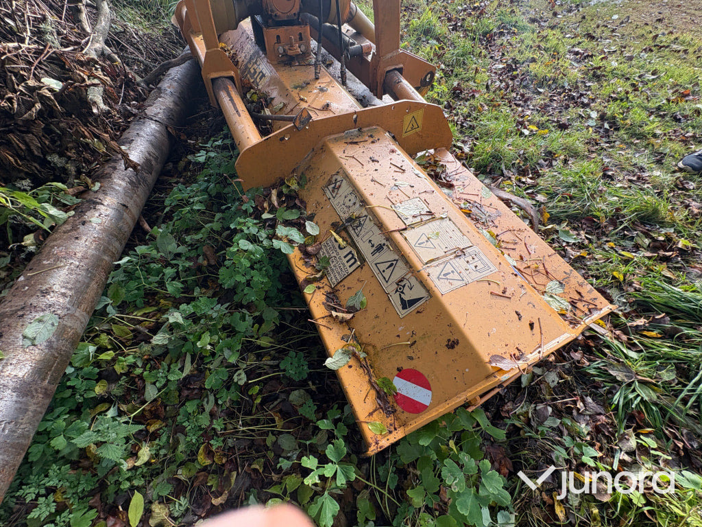 Slagslåtter - Trejon 300 - Žolės smulkintuvas: foto 4 Slagslåtter - Trejon 300 - Žolės smulkintuvas: foto 4