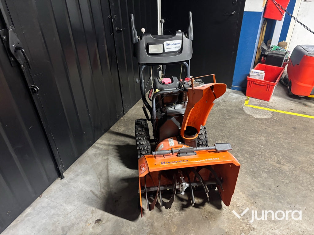 Snöslunga - Husqvarna, 5524ST - Sniego pustuvas: foto 3 Snöslunga - Husqvarna, 5524ST - Sniego pustuvas: foto 3