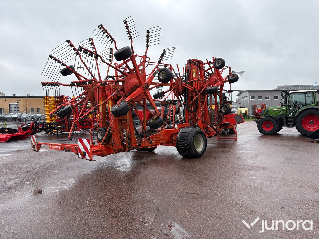 Strängläggare Kuhn GA15031 - Šieno grėblys/ Vartytuvas: foto 5 Strängläggare Kuhn GA15031 - Šieno grėblys/ Vartytuvas: foto 5