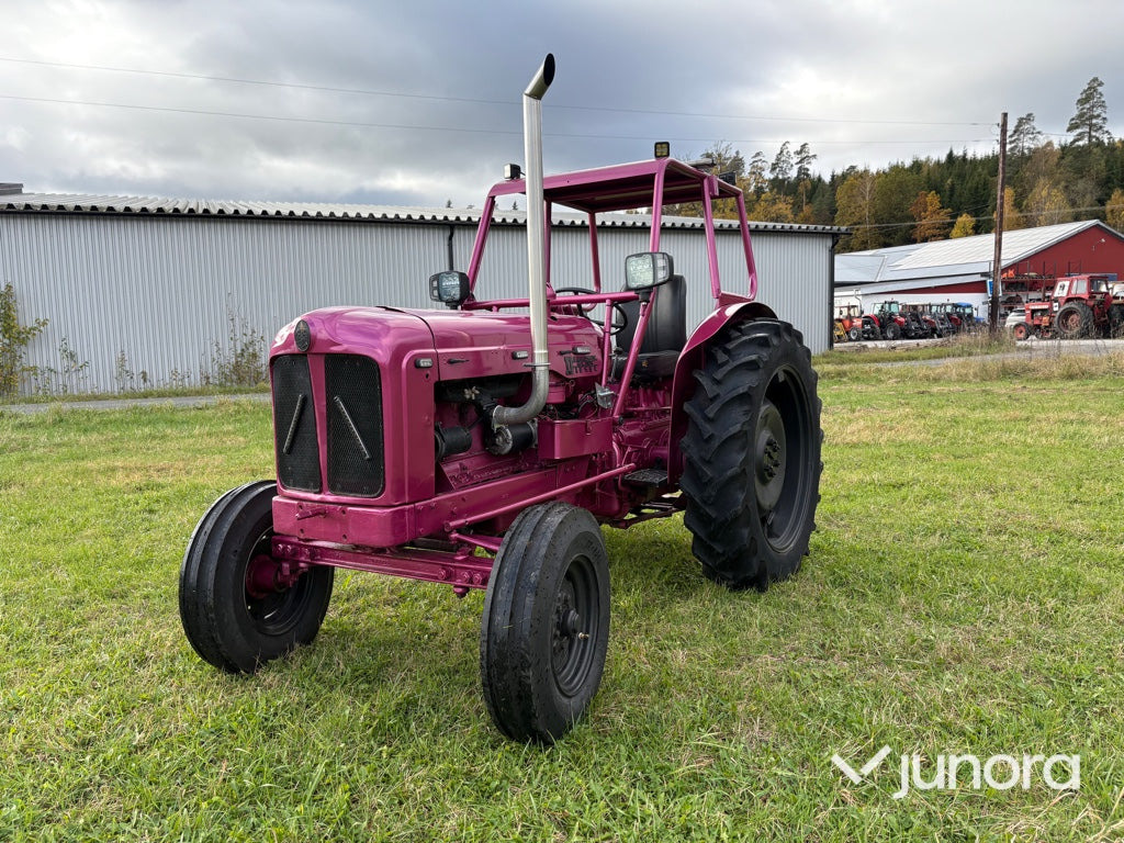 Traktor - Fordson Major 1955 - Traktorius: foto 1 Traktor - Fordson Major 1955 - Traktorius: foto 1