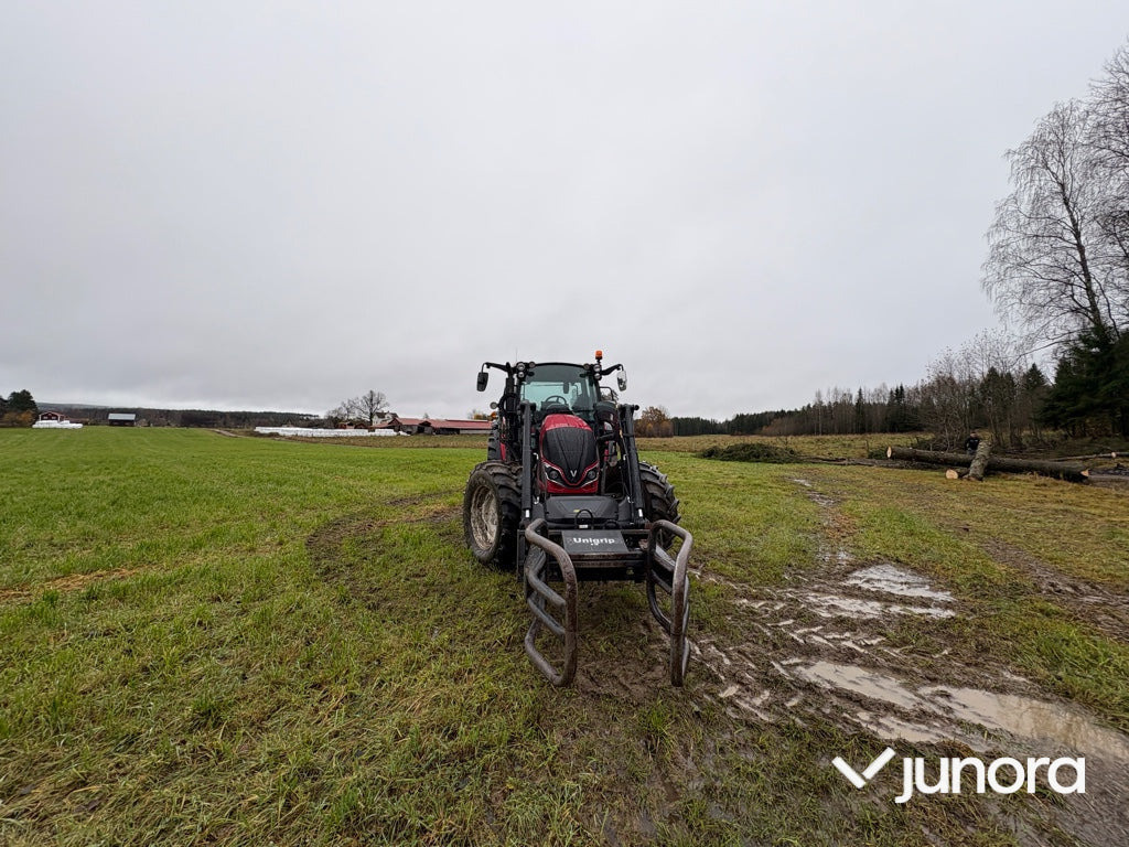 Traktor - Valtra A115 - Traktorius: foto 4 Traktor - Valtra A115 - Traktorius: foto 4