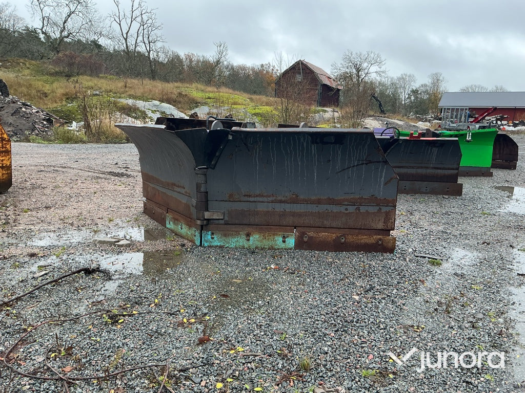 Vikplog - Holms, KHV-3.2, Stora BM - Plūgas: foto 1 Vikplog - Holms, KHV-3.2, Stora BM - Plūgas: foto 1