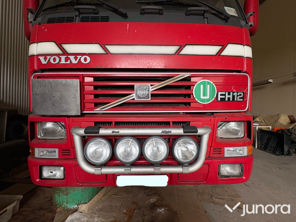 Lastbil - Volvo, FH12 6X2 - Vilkikas: foto 4 Lastbil - Volvo, FH12 6X2 - Vilkikas: foto 4