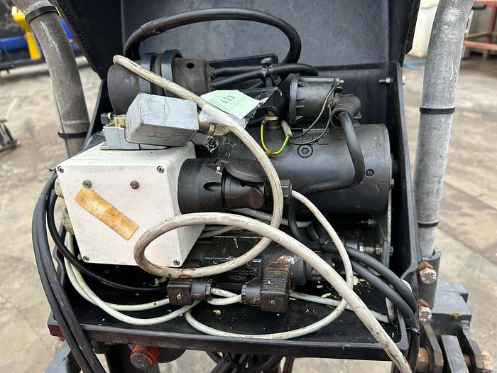 Schmidt SNK27 - Sniego peilis: foto 3 Schmidt SNK27 - Sniego peilis: foto 3