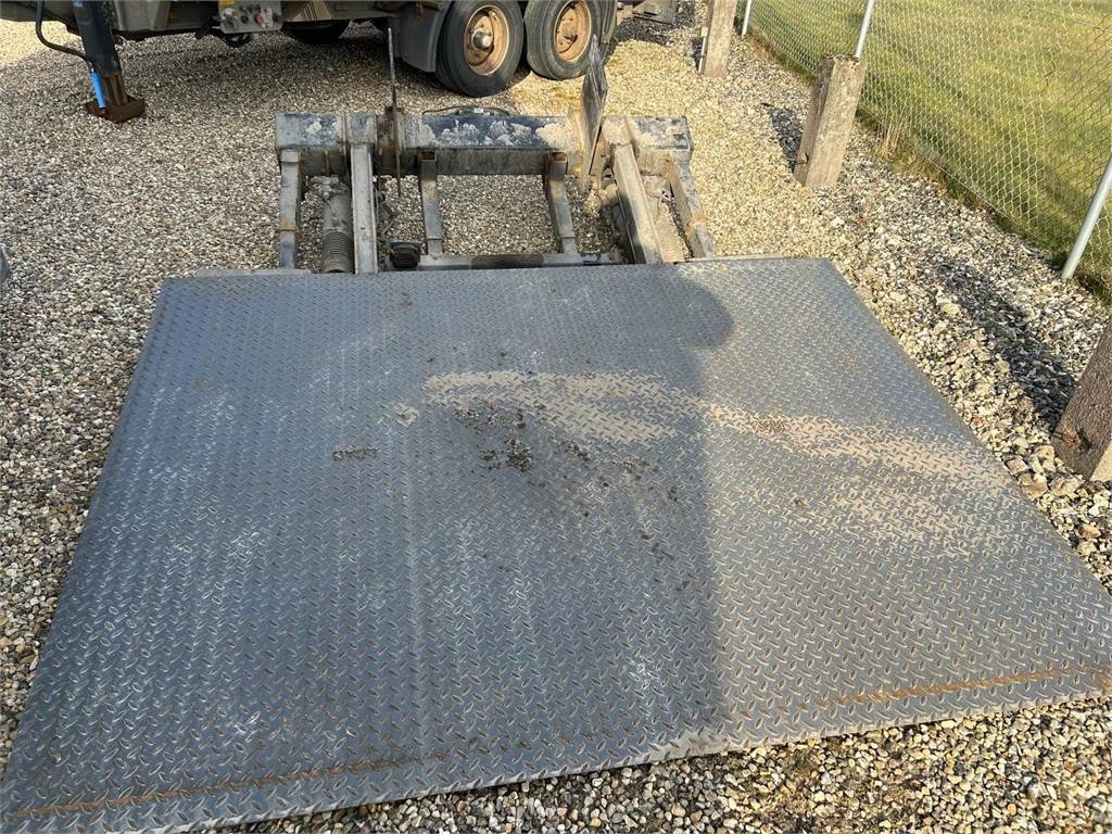 7,5 mtr alu fragtlad - Zepro Z2500-150 MA lift - Kėbulas - furgonas: foto 4 7,5 mtr alu fragtlad - Zepro Z2500-150 MA lift - Kėbulas - furgonas: foto 4