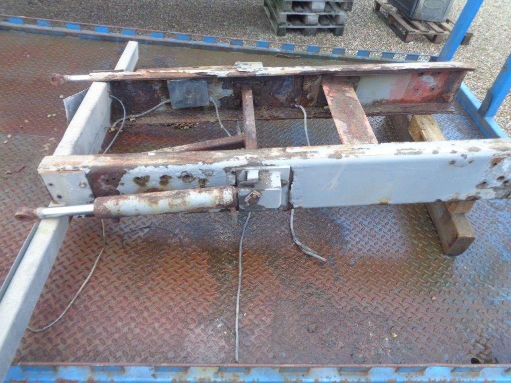 9,5 - 7,5 mtr knæklad med dobbelt rampe - Bortinis kėbulas: foto 4 9,5 - 7,5 mtr knæklad med dobbelt rampe - Bortinis kėbulas: foto 4