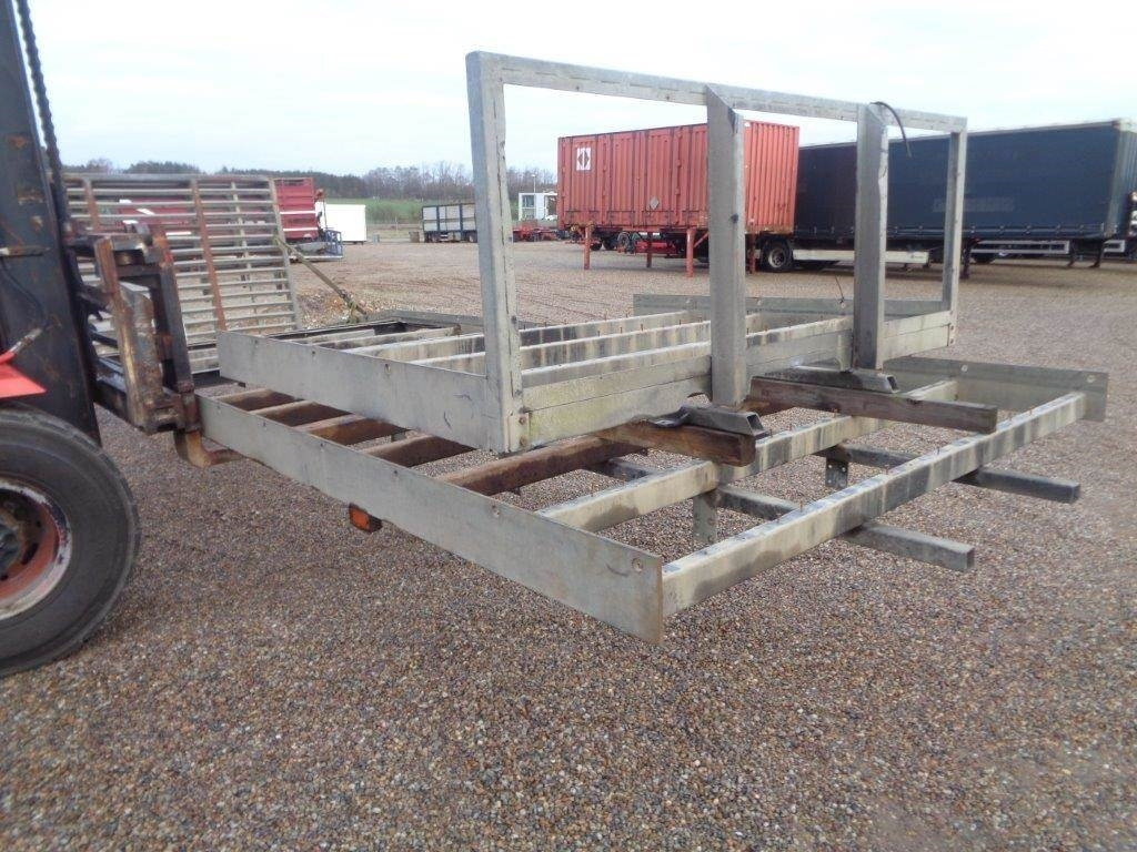 9,5 - 7,5 mtr knæklad med dobbelt rampe - Bortinis kėbulas: foto 3 9,5 - 7,5 mtr knæklad med dobbelt rampe - Bortinis kėbulas: foto 3