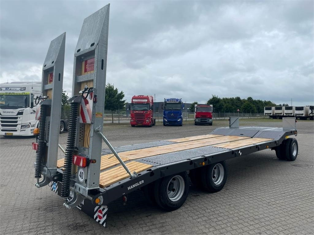 Hangler DTL-H 300 30-24 ton maskin hænger til traktor - Žemo profilio platforma priekaba: foto 2 Hangler DTL-H 300 30-24 ton maskin hænger til traktor - Žemo profilio platforma priekaba: foto 2