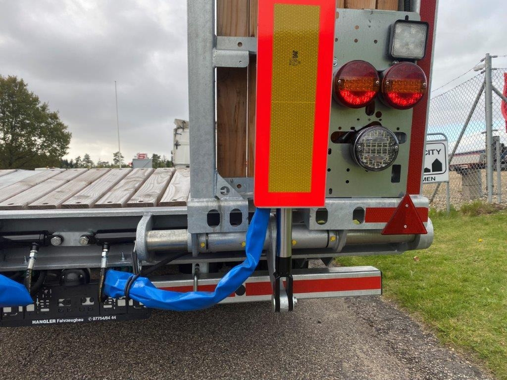 Žemo profilio platforma priekaba Hangler DTS-H 300 P 3 akslet med ramper: foto 8 Žemo profilio platforma priekaba Hangler DTS-H 300 P 3 akslet med ramper: foto 8
