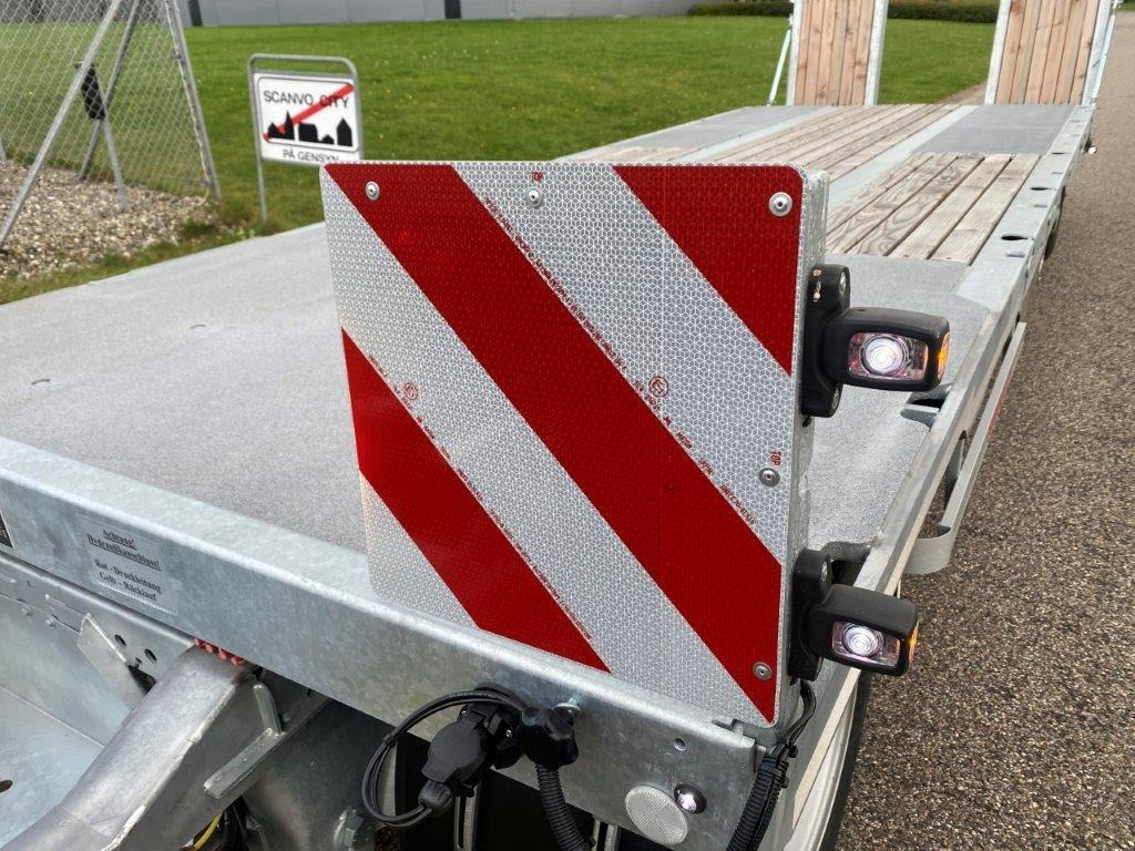 Žemo profilio platforma priekaba Hangler DTS-H 300 P 3 akslet med ramper: foto 9 Žemo profilio platforma priekaba Hangler DTS-H 300 P 3 akslet med ramper: foto 9