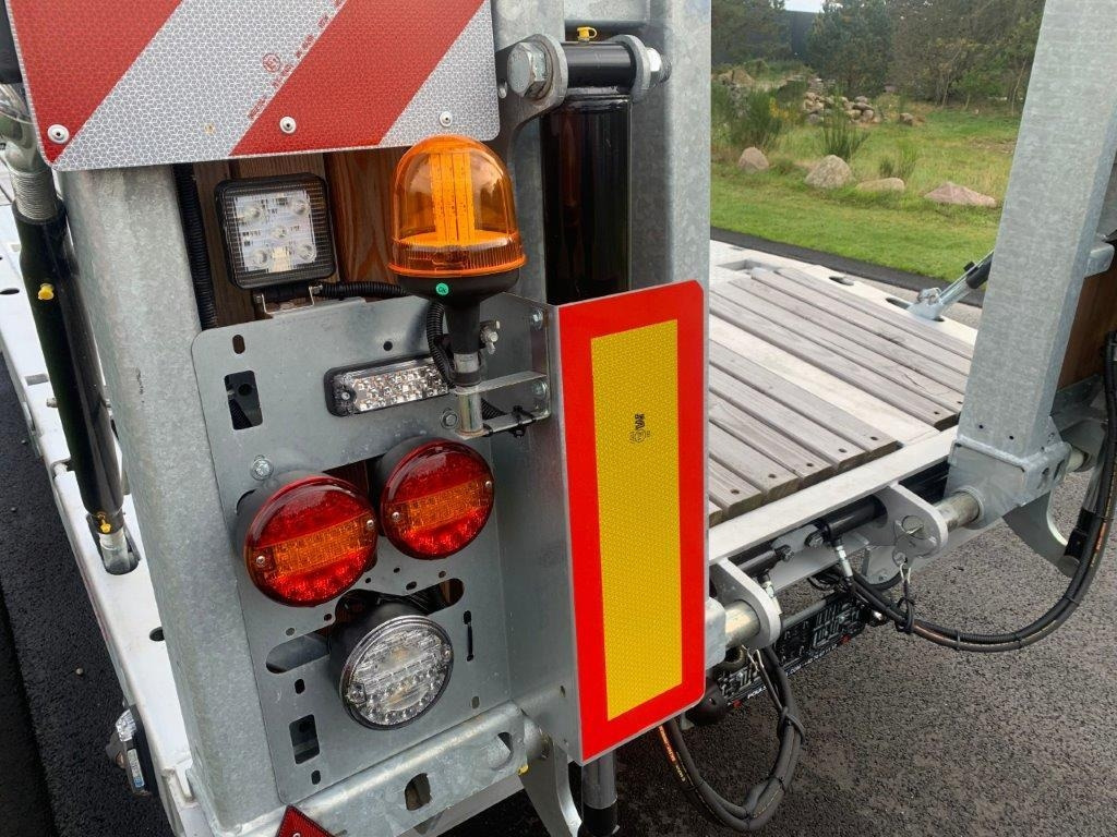 Hangler TPS-H 210 Jumbo-Z - 20 ton hydr. ramper  - Žemo profilio platforma priekaba: foto 5 Hangler TPS-H 210 Jumbo-Z - 20 ton hydr. ramper  - Žemo profilio platforma priekaba: foto 5