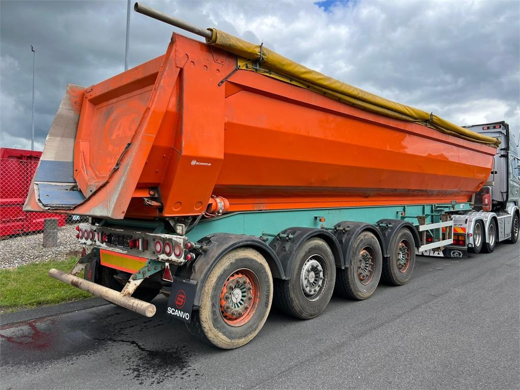 Kel-Berg 4 akslet - alu kasse + plastindlæg - Savivartis puspriekabė: foto 2 Kel-Berg 4 akslet - alu kasse + plastindlæg - Savivartis puspriekabė: foto 2