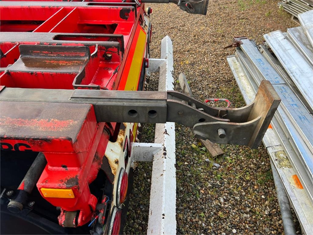 Kel-Berg D24B3 6,0 - 6,5 mtr. containere  - Kablio/ Skip loader priekaba: foto 4 Kel-Berg D24B3 6,0 - 6,5 mtr. containere  - Kablio/ Skip loader priekaba: foto 4