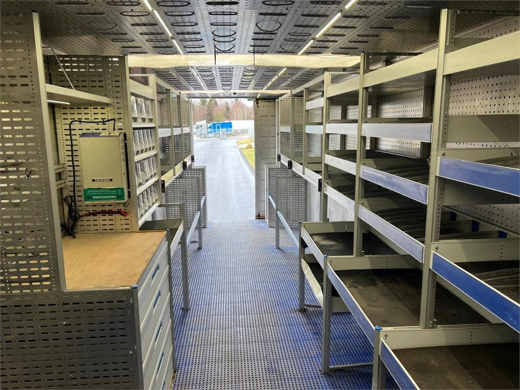 Mercedes-Benz Antos 1824 LnR - Furgonas sunkvežimis: foto 4 Mercedes-Benz Antos 1824 LnR - Furgonas sunkvežimis: foto 4