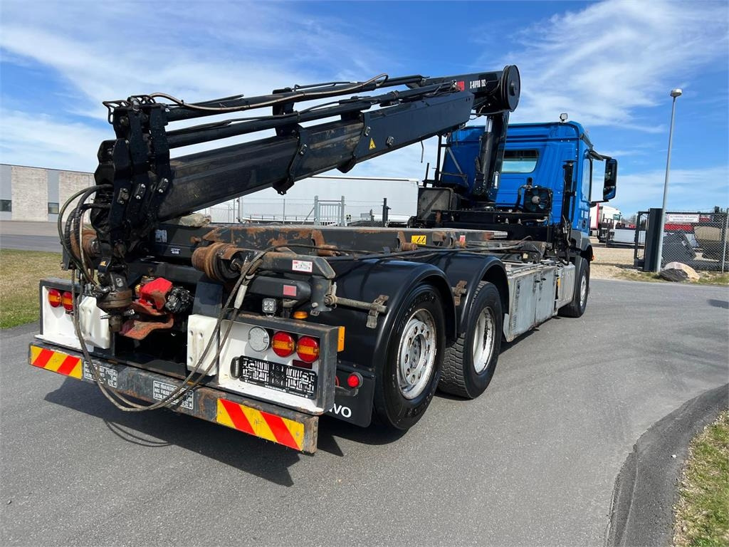 Mercedes-Benz Antos 2546 - Hiab 192 E kran - Nuožulnaus pakėlimo ant platformos sunkvežimis: foto 2 Mercedes-Benz Antos 2546 - Hiab 192 E kran - Nuožulnaus pakėlimo ant platformos sunkvežimis: foto 2