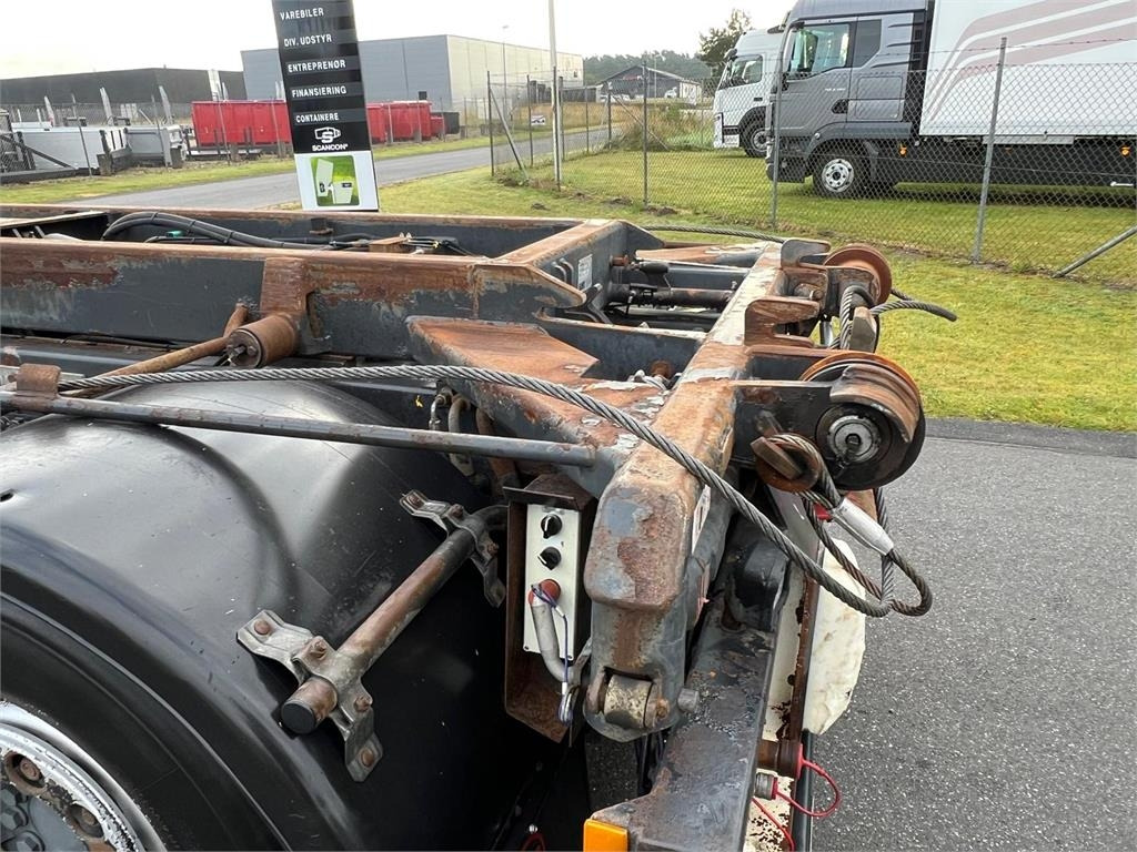 Mercedes-Benz Antos 2546 L - Nuožulnaus pakėlimo ant platformos sunkvežimis: foto 5 Mercedes-Benz Antos 2546 L - Nuožulnaus pakėlimo ant platformos sunkvežimis: foto 5