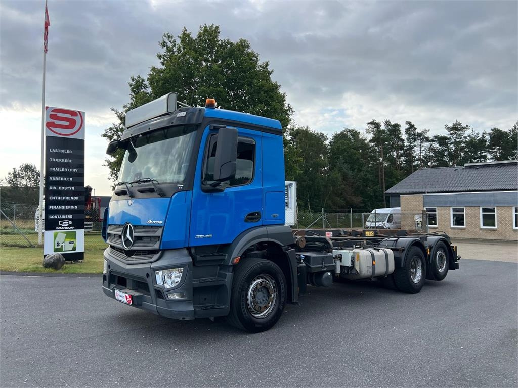 Mercedes-Benz Antos 2546 L - Nuožulnaus pakėlimo ant platformos sunkvežimis: foto 1 Mercedes-Benz Antos 2546 L - Nuožulnaus pakėlimo ant platformos sunkvežimis: foto 1