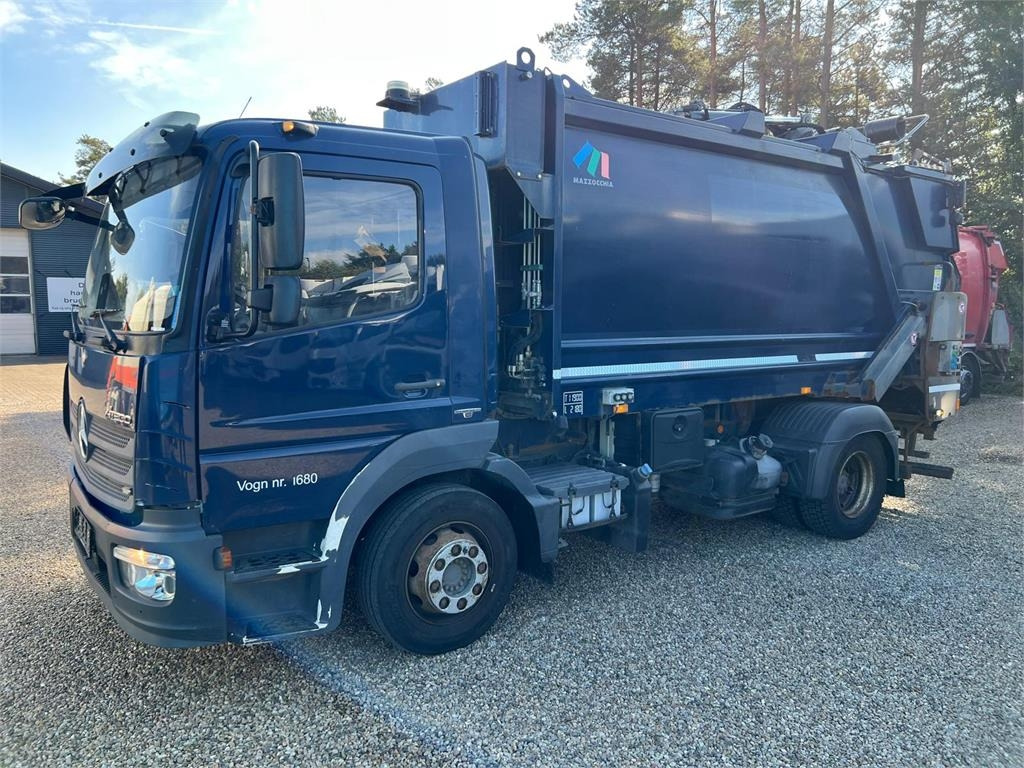 Mercedes-Benz Atego 1224 - Šiukšliavežis: foto 1 Mercedes-Benz Atego 1224 - Šiukšliavežis: foto 1