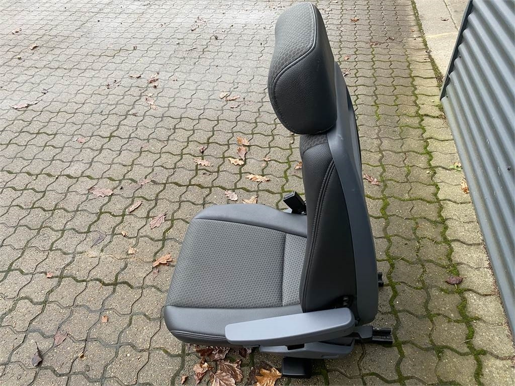 Scania Passagersæde (Klapsæde) - Kabina - Sunkvežimis: foto 4 Scania Passagersæde (Klapsæde) - Kabina - Sunkvežimis: foto 4