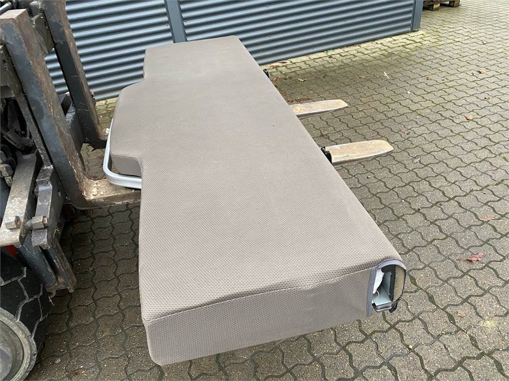 Scania Underkøje (L 2020 x B 580mm) - Kabina - Sunkvežimis: foto 2 Scania Underkøje (L 2020 x B 580mm) - Kabina - Sunkvežimis: foto 2