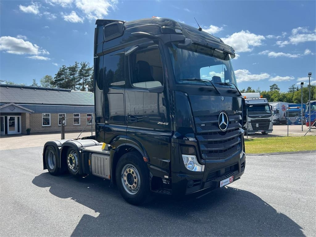 Mercedes-Benz Actros 2545 LS  - Vilkikas: foto 5 Mercedes-Benz Actros 2545 LS  - Vilkikas: foto 5