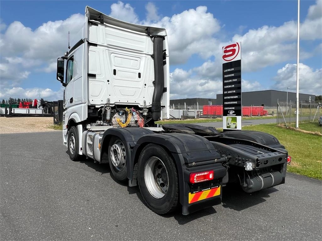 Mercedes-Benz Actros 2548 LS - Vilkikas: foto 3 Mercedes-Benz Actros 2548 LS - Vilkikas: foto 3