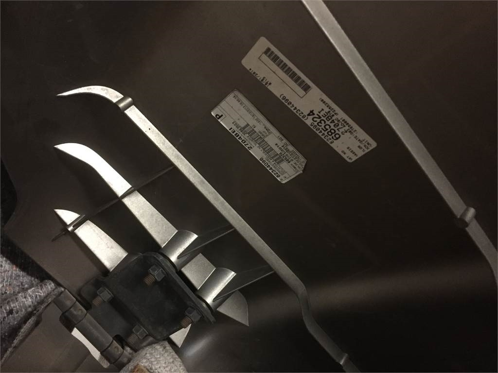 Volvo FH4 Globetrotter tagspoiler - Aerodinamika/ Spoileris - Sunkvežimis: foto 4 Volvo FH4 Globetrotter tagspoiler - Aerodinamika/ Spoileris - Sunkvežimis: foto 4