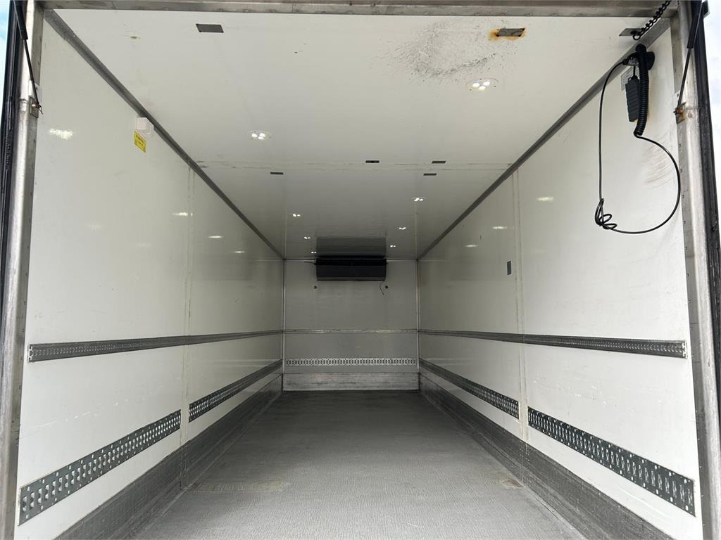 Volvo FL 250 16 ton - Refrižeratorius sunkvežimis: foto 5 Volvo FL 250 16 ton - Refrižeratorius sunkvežimis: foto 5