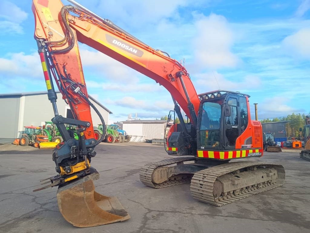 Doosan DX235LCR ENGCON, 3D-LAITTEET  - Vikšrinis ekskavatorius: foto 5 Doosan DX235LCR ENGCON, 3D-LAITTEET  - Vikšrinis ekskavatorius: foto 5