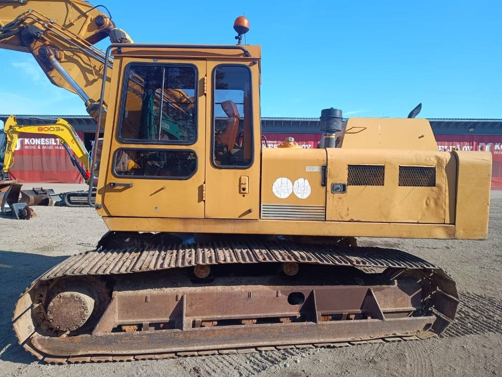 Fiat-Hitachi FH200T 2-KAUHAA - Vikšrinis ekskavatorius: foto 2 Fiat-Hitachi FH200T 2-KAUHAA - Vikšrinis ekskavatorius: foto 2