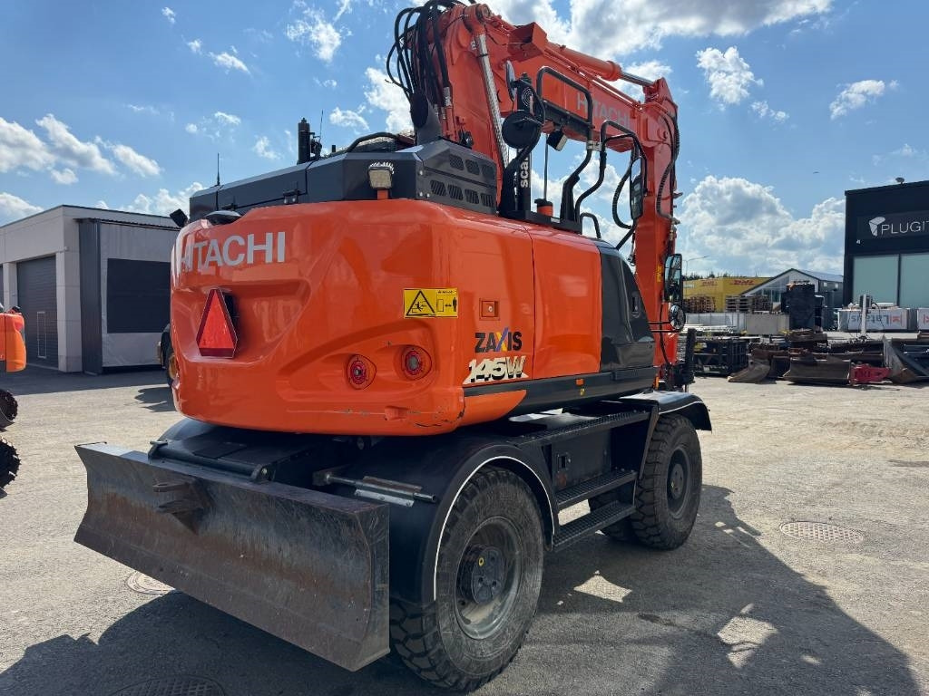 Hitachi MYYTY! SOLD! ZX145W-6 PYÖRITTÄJÄLLÄ - Ratinis ekskavatorius: foto 5 Hitachi MYYTY! SOLD! ZX145W-6 PYÖRITTÄJÄLLÄ - Ratinis ekskavatorius: foto 5