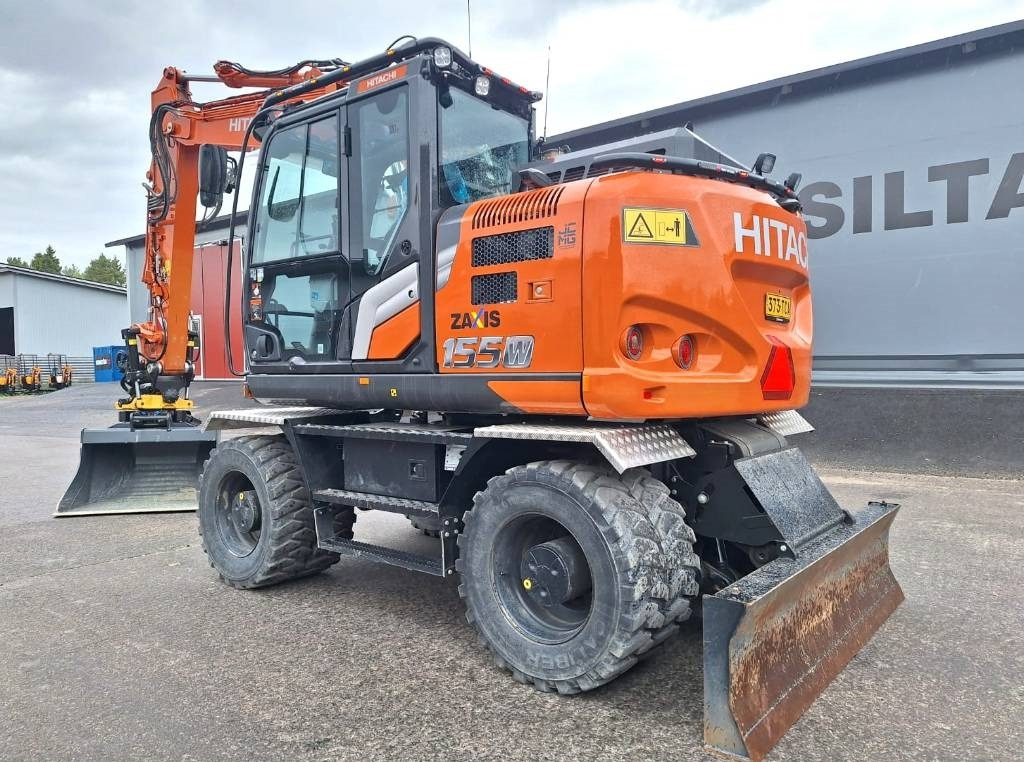 Hitachi MYYTY! SOLD! ZX155W-7 PYÖRITTÄJÄ, YM. - Ratinis ekskavatorius: foto 3 Hitachi MYYTY! SOLD! ZX155W-7 PYÖRITTÄJÄ, YM. - Ratinis ekskavatorius: foto 3