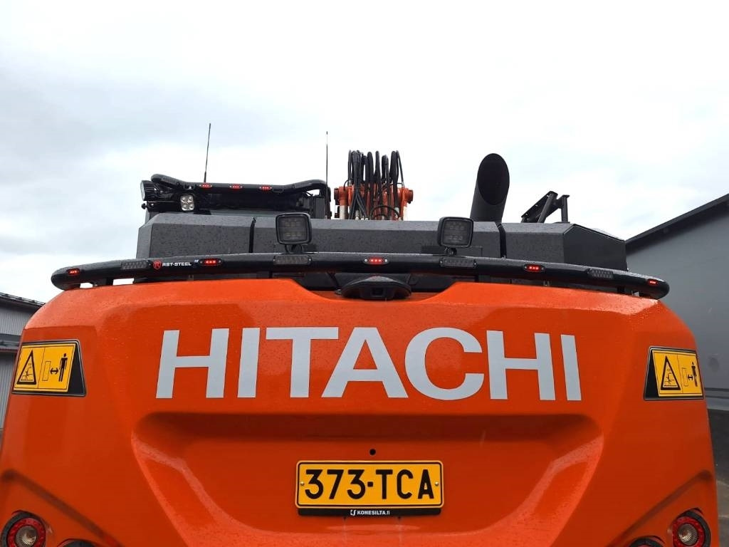 Hitachi MYYTY! SOLD! ZX155W-7 PYÖRITTÄJÄ, YM. - Ratinis ekskavatorius: foto 5 Hitachi MYYTY! SOLD! ZX155W-7 PYÖRITTÄJÄ, YM. - Ratinis ekskavatorius: foto 5