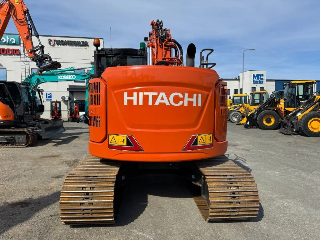 Hitachi ZX 135 USBL-7 Puskulevy - Vikšrinis ekskavatorius: foto 4 Hitachi ZX 135 USBL-7 Puskulevy - Vikšrinis ekskavatorius: foto 4