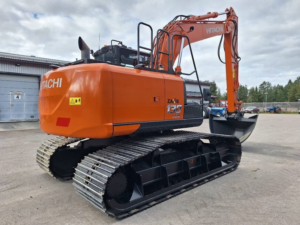 Hitachi ZX130LC-7M -SUOALUSTA- - Vikšrinis ekskavatorius: foto 5 Hitachi ZX130LC-7M -SUOALUSTA- - Vikšrinis ekskavatorius: foto 5