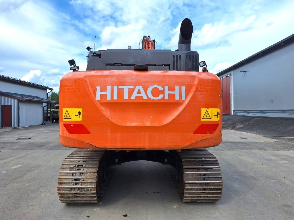 Hitachi ZX160LC-6 PYÖRITTÄJÄLLÄ - Vikšrinis ekskavatorius: foto 3 Hitachi ZX160LC-6 PYÖRITTÄJÄLLÄ - Vikšrinis ekskavatorius: foto 3