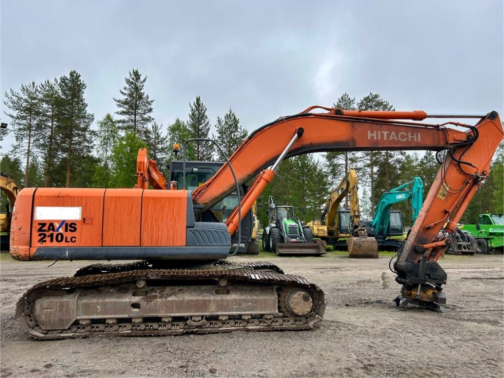 Hitachi ZX210LC-3 - Vikšrinis ekskavatorius: foto 3 Hitachi ZX210LC-3 - Vikšrinis ekskavatorius: foto 3