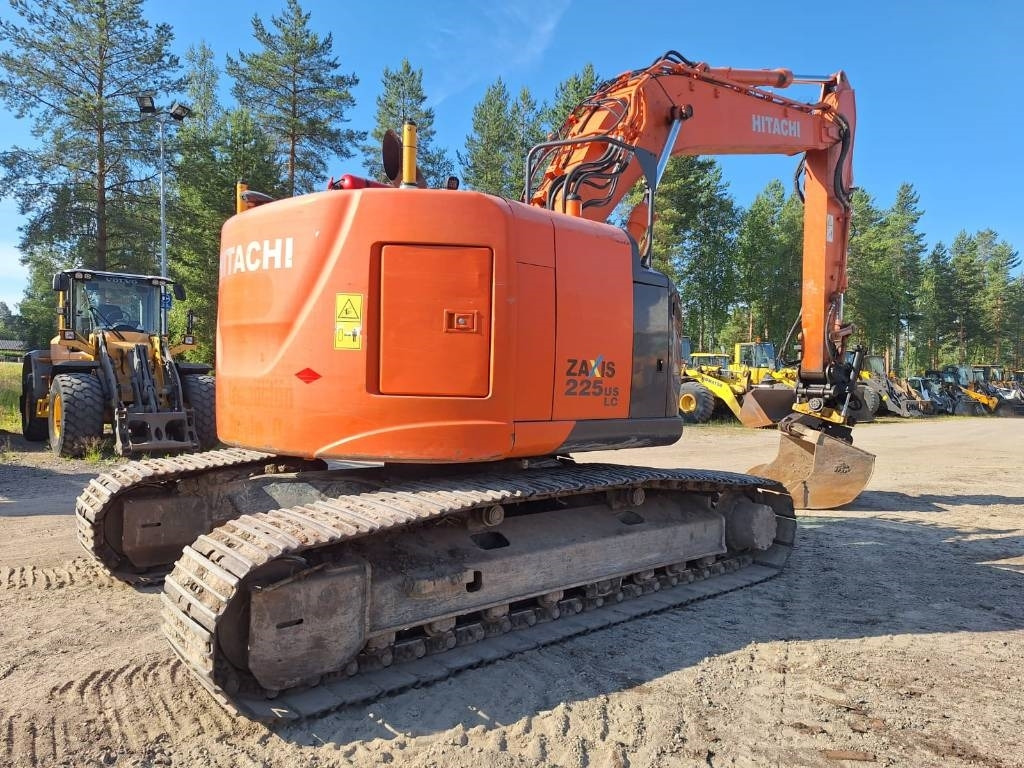 Hitachi ZX225USLC-5 - Vikšrinis ekskavatorius: foto 2 Hitachi ZX225USLC-5 - Vikšrinis ekskavatorius: foto 2