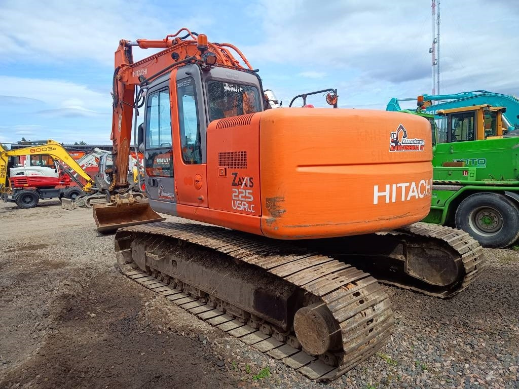 Hitachi ZX225USR KALLISTAJALLA - Vikšrinis ekskavatorius: foto 3 Hitachi ZX225USR KALLISTAJALLA - Vikšrinis ekskavatorius: foto 3