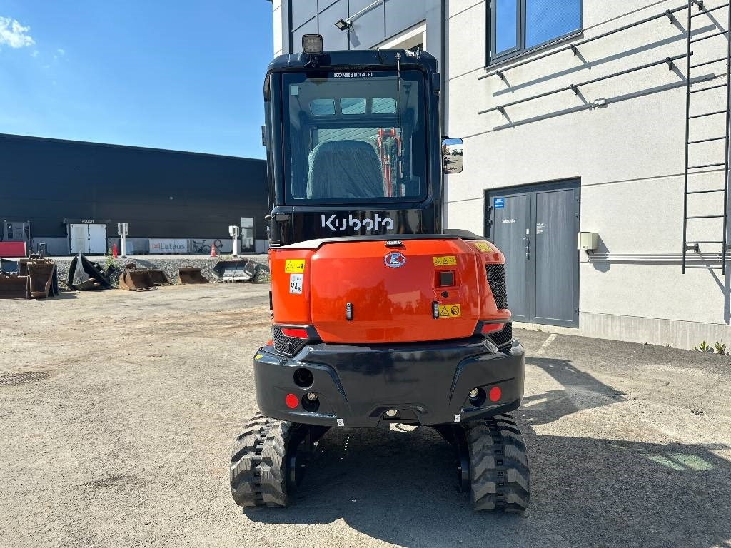 Kubota KX037-4 PYÖRITTÄJÄLLÄ - Mini ekskavatorius: foto 3 Kubota KX037-4 PYÖRITTÄJÄLLÄ - Mini ekskavatorius: foto 3