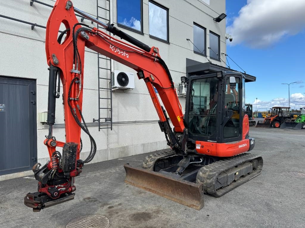 Kubota KX057-4 PYÖRITTÄJÄLLÄ - Mini ekskavatorius: foto 2 Kubota KX057-4 PYÖRITTÄJÄLLÄ - Mini ekskavatorius: foto 2