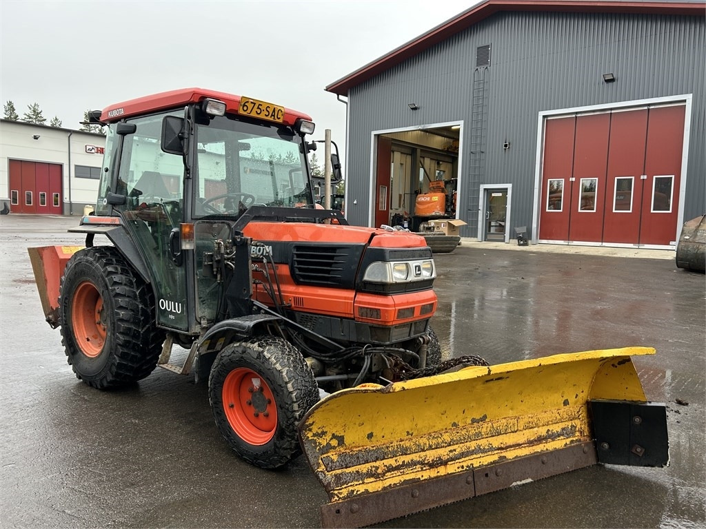 Kubota L 3600 AURA JA HIEKOTIN - Komunalinis traktorius: foto 5 Kubota L 3600 AURA JA HIEKOTIN - Komunalinis traktorius: foto 5
