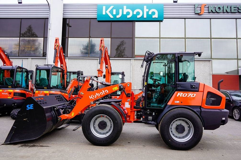Kubota R070 VARUSTELTU - Ratinis krautuvas: foto 1 Kubota R070 VARUSTELTU - Ratinis krautuvas: foto 1