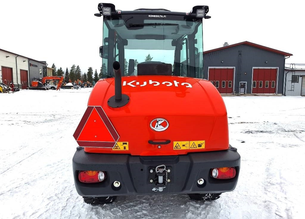 Kubota R090 TALVIPAKETILLA - Ratinis krautuvas: foto 4 Kubota R090 TALVIPAKETILLA - Ratinis krautuvas: foto 4